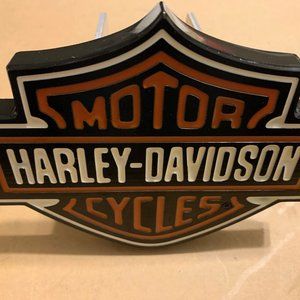 Harley-Davidson Bar & Shield Hitch Cover